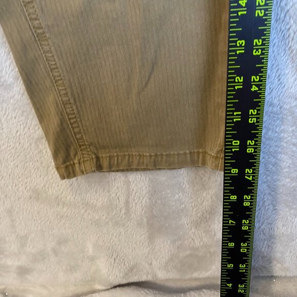 Lee Women's Pants Size 10 Medium Khaki Cotton Blend Straight-Leg - Picture 3 of 12